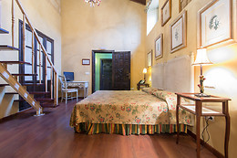 LA CASONA DE CALDERÓN