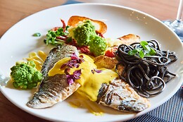 Chez Nous - Lunch & Diner