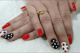 PELUQUERIA Y ESTETICA UNISEX EMILYS