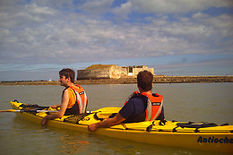 ANTIOCHE KAYAK