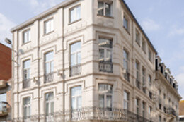 Hotel Corner House***