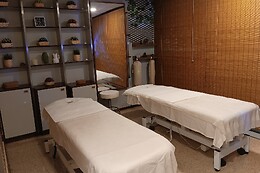 KG CLINICA Y SALUD