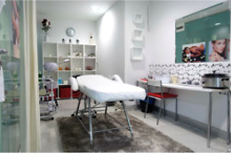 STUDIO REINA BEAUTY SALON