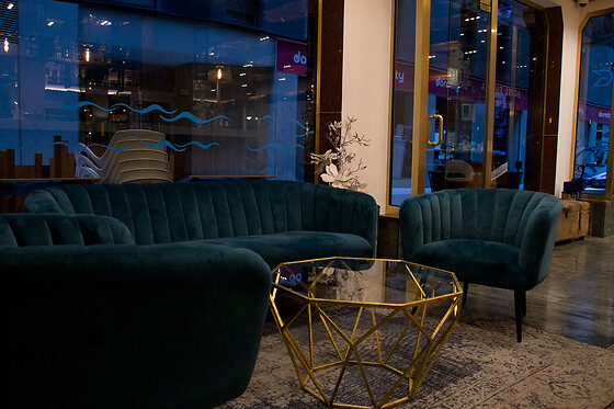 YOMO EUREKA HOTEL - photo 5