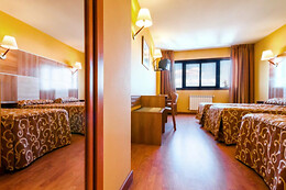 HOTEL LA CAÑADA
