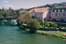 Ribeira Collection Hotel