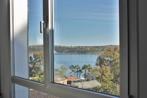APARTAMENTOS EMBALSE DE ORELLANA - photo 4