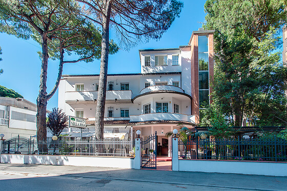 Hotel Villa Pina - photo 0