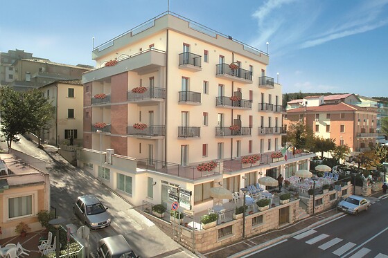 Hotel Monica - photo 0