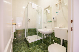 Baross Hotel by Mellow Mood Hotels